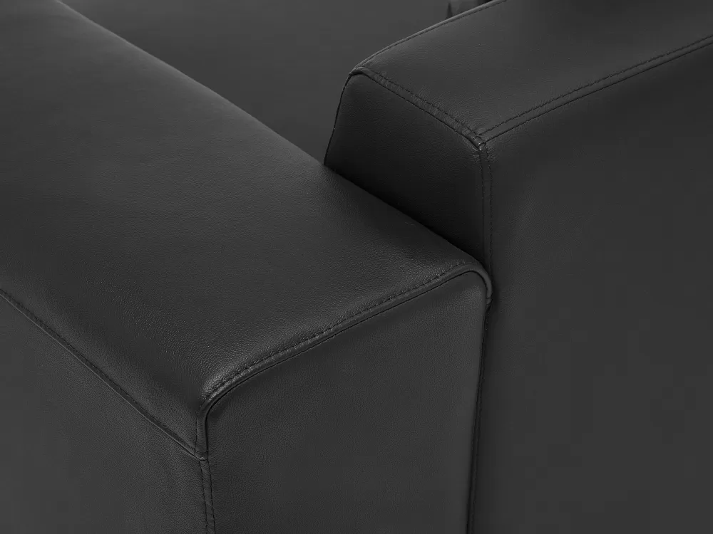 Beliani Divano Angolare 3 Posti Letto in Pelle Elegante, Design Moderno con Schienale Alto - Colore Nero Opaco, Configurazione Lato Sinistro, Linea Allungata