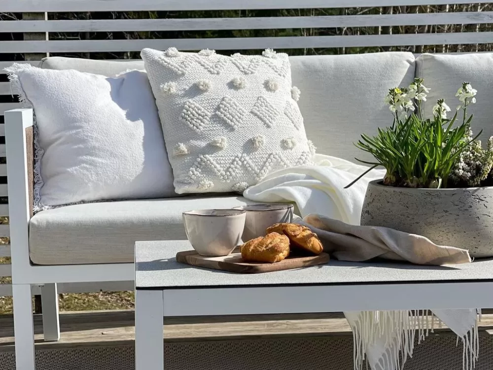 Set Elegante Divano da Esterno 5 Posti in Alluminio - Bianco/Marrone, Collezione Borello by Beliani