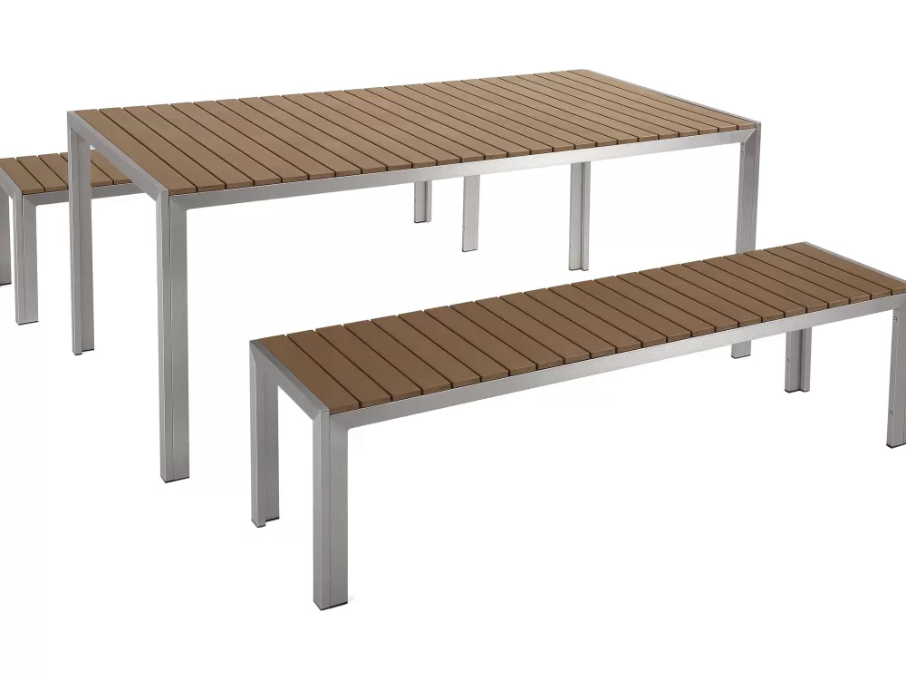 Offerta Beliani - Tavolo da Giardino in Alluminio con Sedute in Legno Chiaro per 6 Personi, Stile Nardo