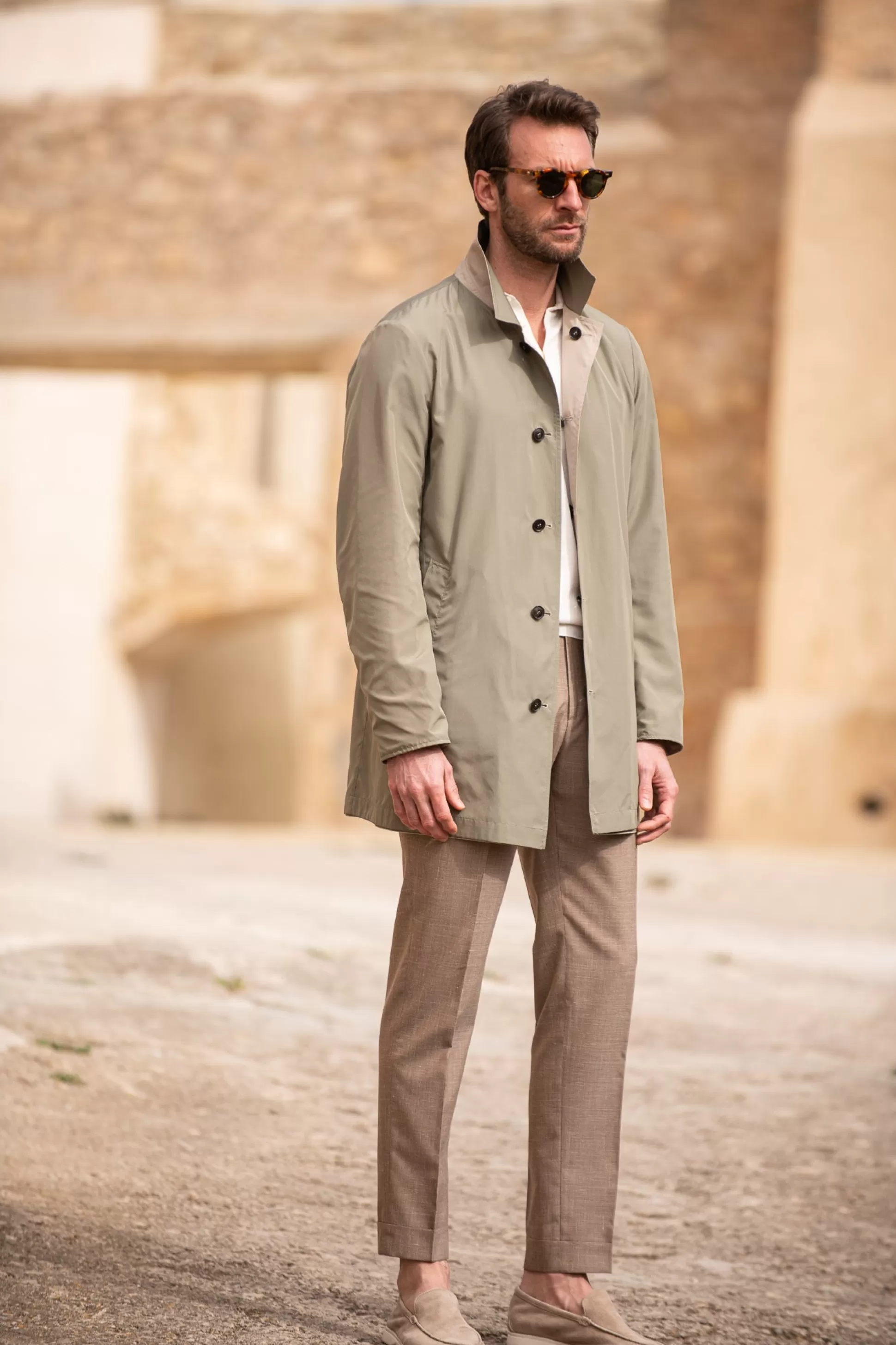 Impermeabile Reversibile Doppio Fronte Beige/Verde - Artigianato Italiano | Pini Parma, Eleganza Senza Sprechi