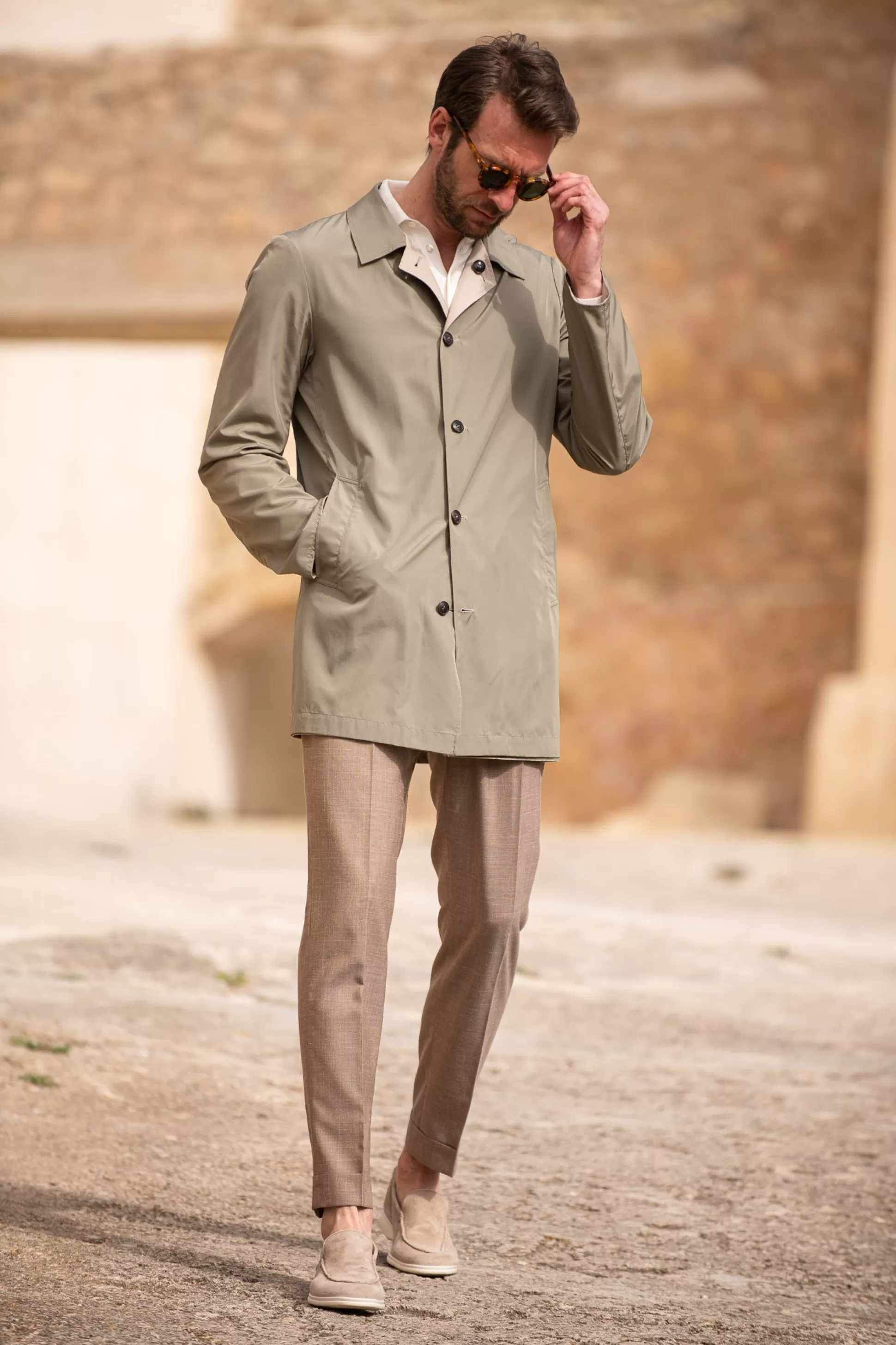 Impermeabile Reversibile Doppio Fronte Beige/Verde - Artigianato Italiano | Pini Parma, Eleganza Senza Sprechi