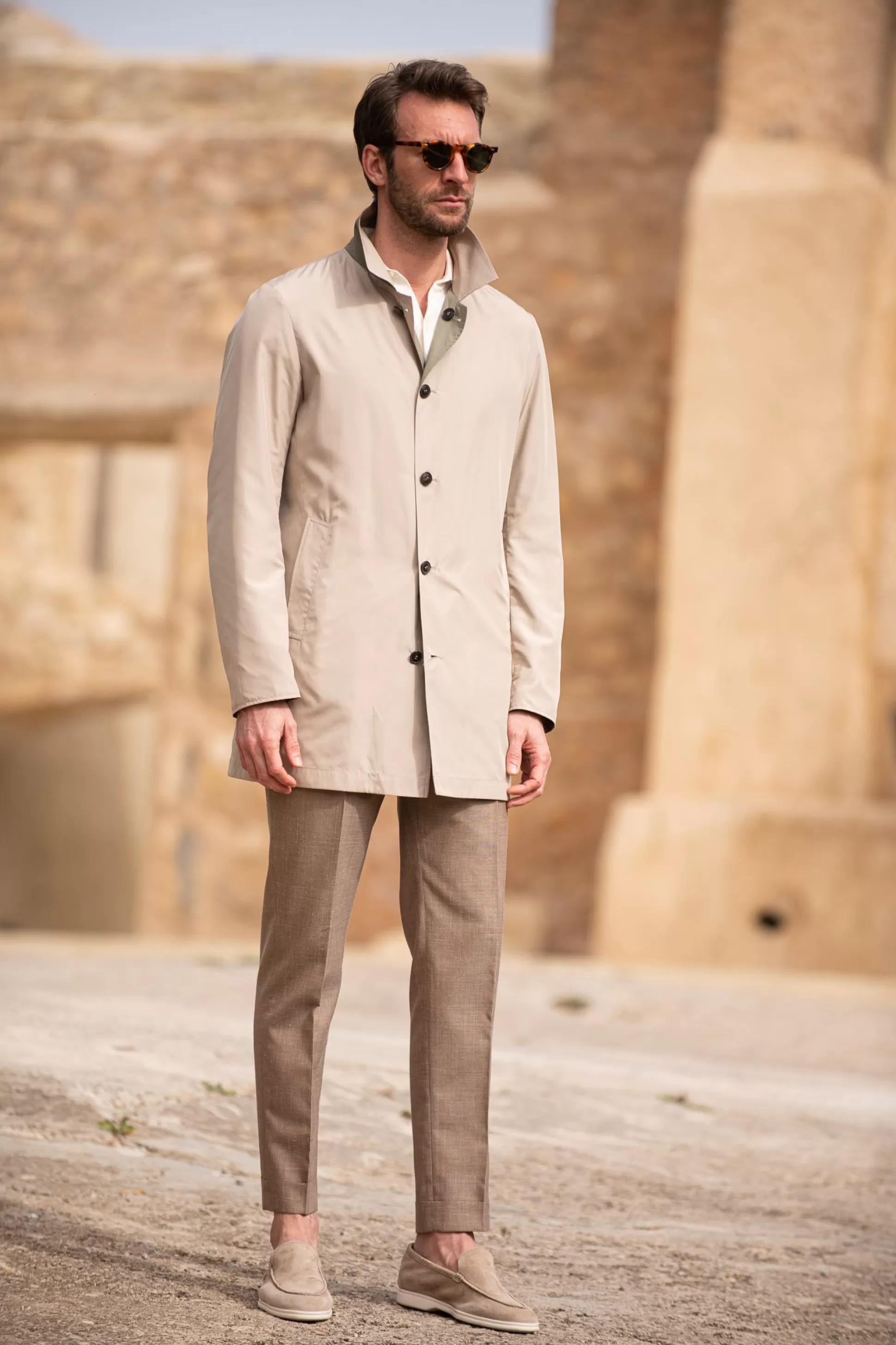 Impermeabile Reversibile Doppio Fronte Beige/Verde - Artigianato Italiano | Pini Parma, Eleganza Senza Sprechi