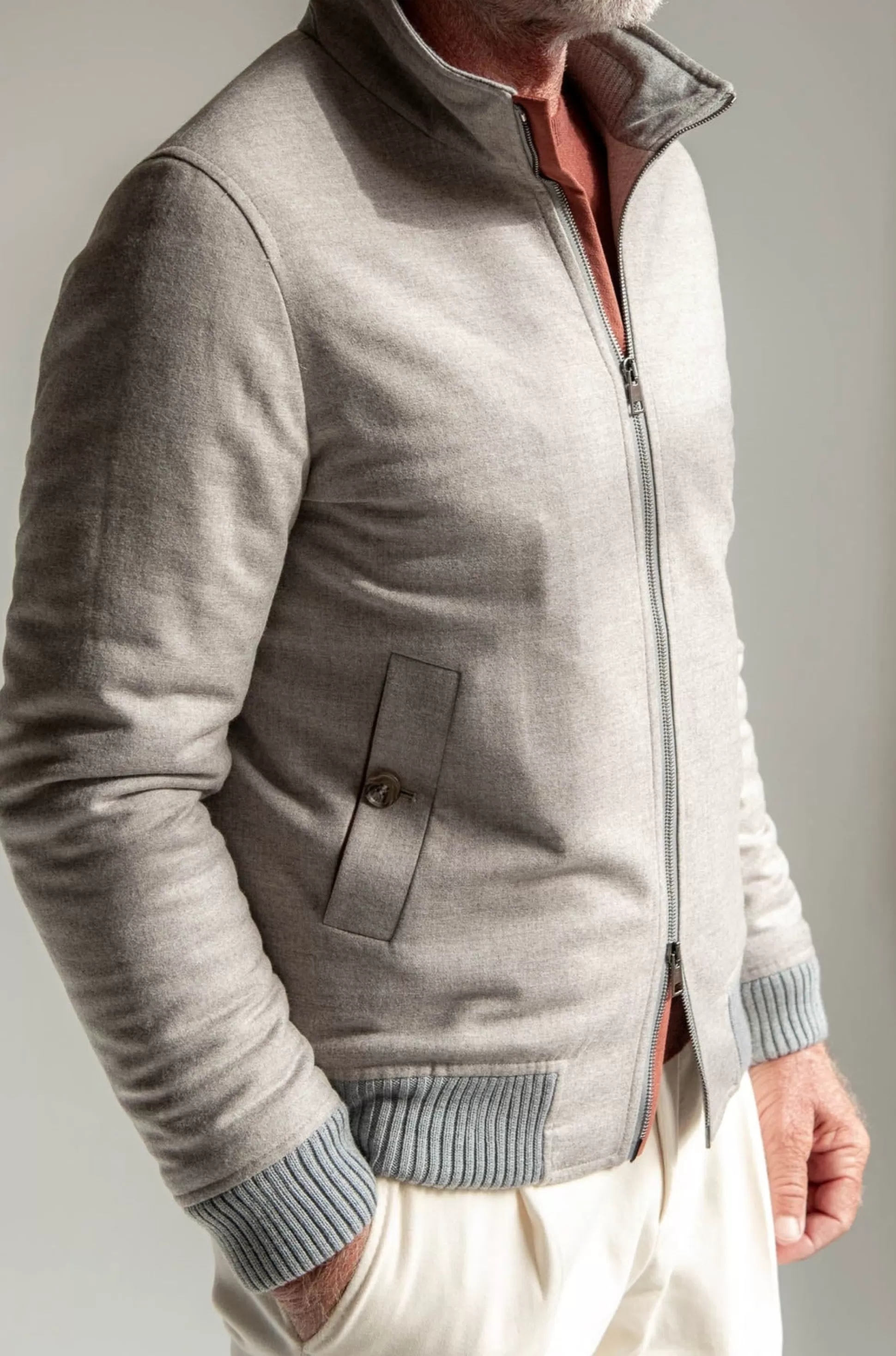 Giubbotto Imbottito Beige in Lana Loro Piana® con Tecnologia Antipioggia - Edizione Esclusiva Artigianato Italiano | Disponibile Presso Pini Parma