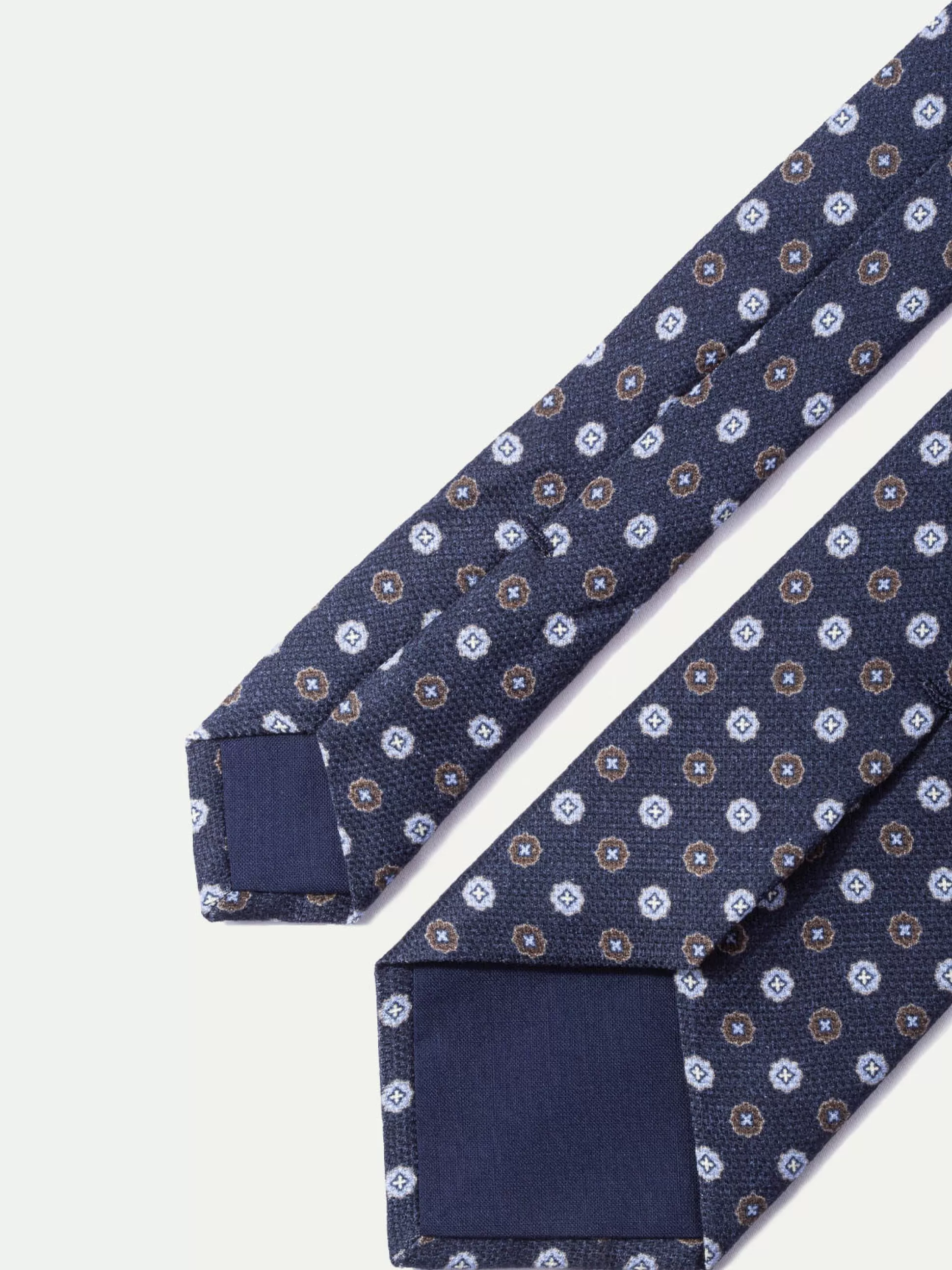 Pini Parma: Cravatta Classica in Seta Pregiata - Blu Notte, Artigianato Italiano con Elegante Stile Da Abbinamento