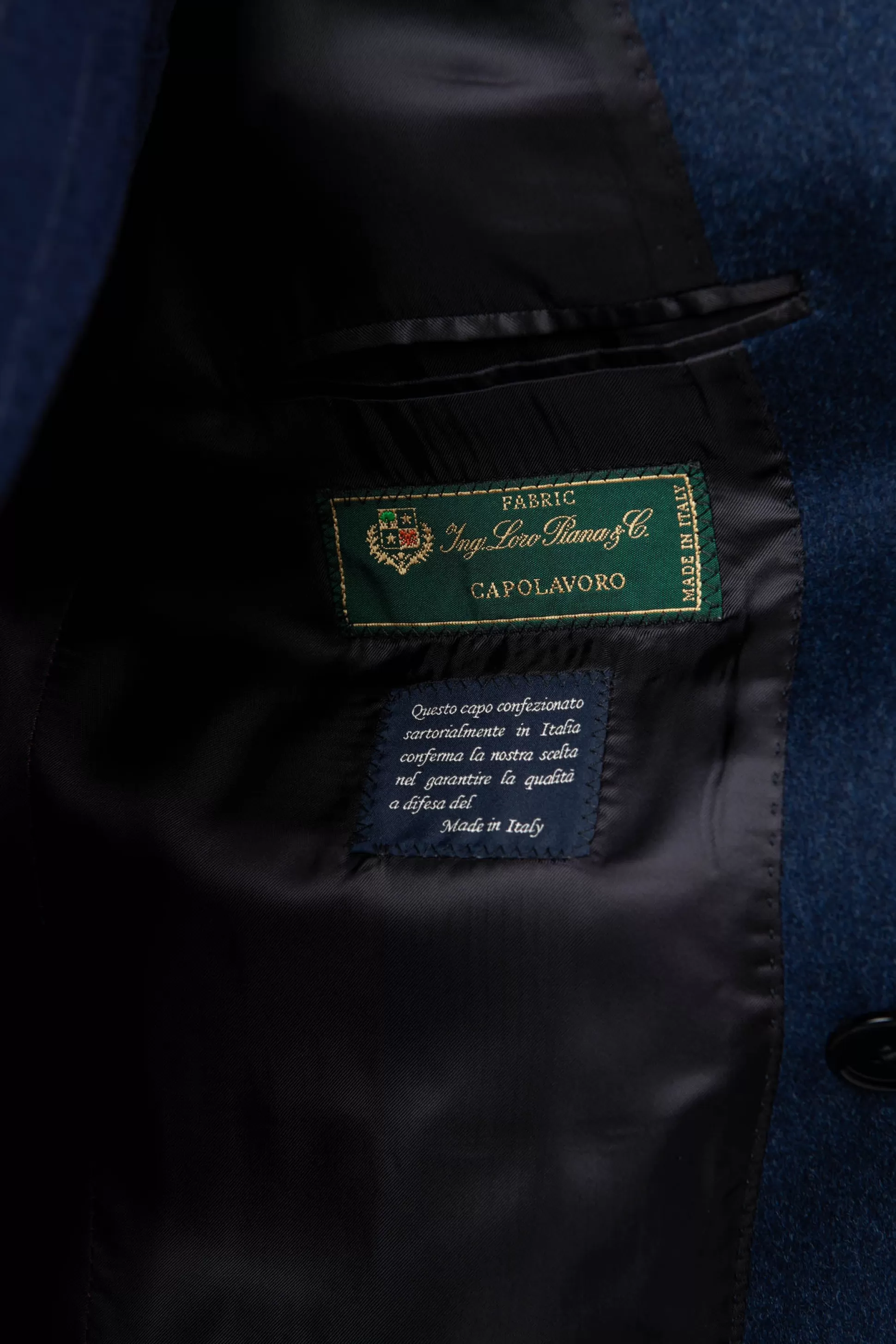 Pini Parma: Cappotto Sportivo in Lana Loro Piana Blu Marino - Prodotto Artigianalmente in Italia | Offerta Limitata