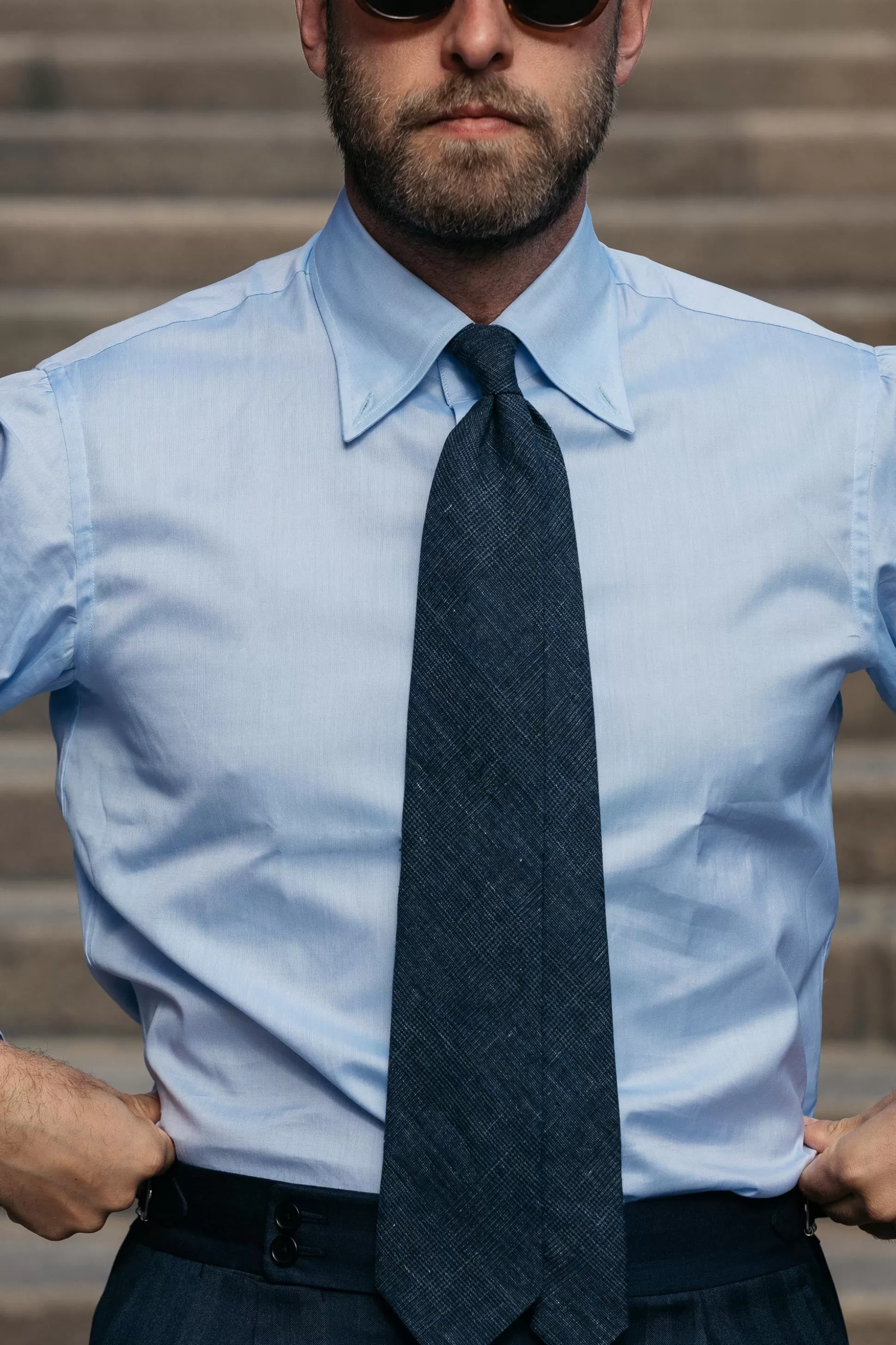 Camicia Casual Elegante in Azzurro Chiaro con Bottoni - Collezione Sartoriale | Prodotto in Italia con Maestria Artigiana | Pini Parma Shop Online