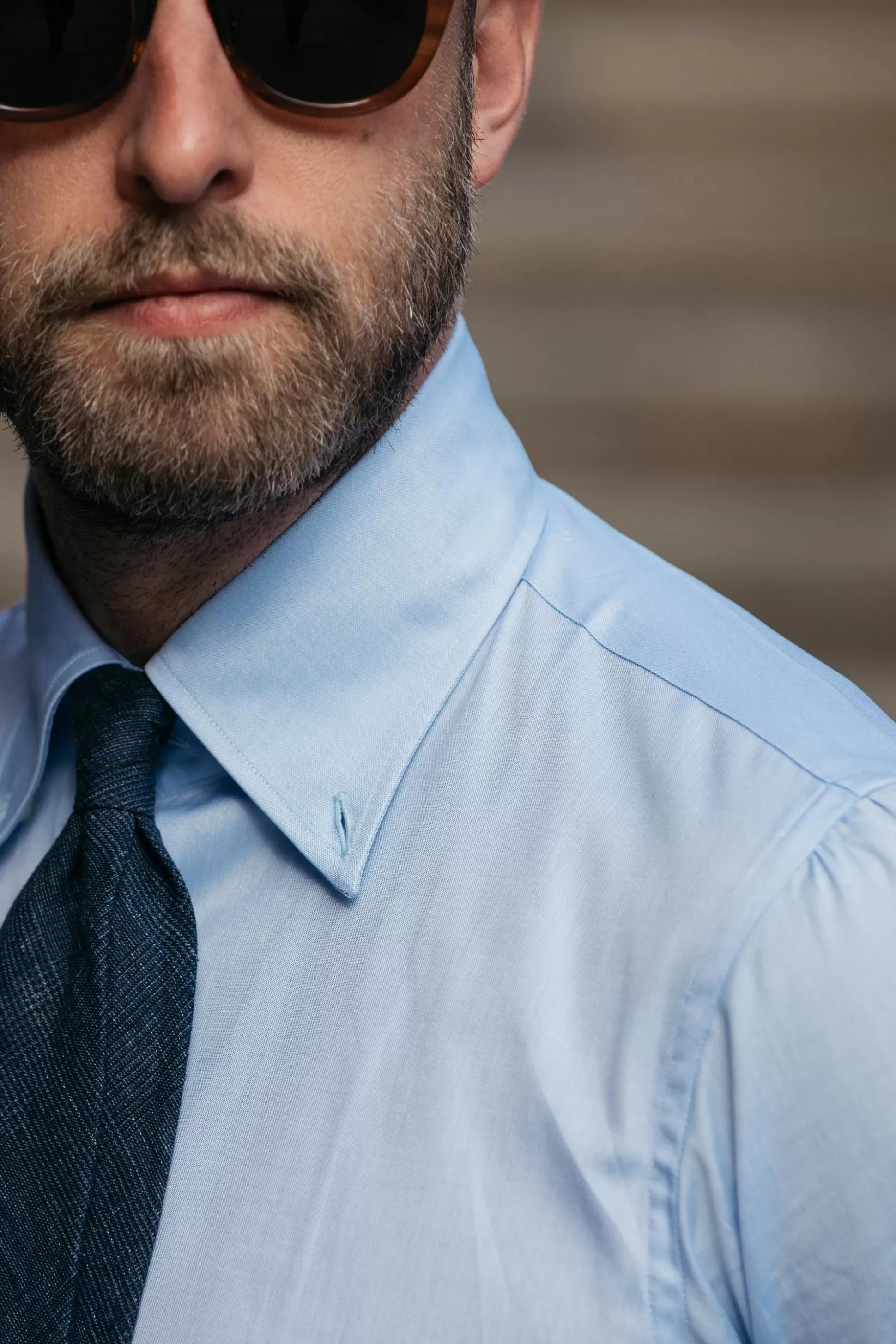 Camicia Casual Elegante in Azzurro Chiaro con Bottoni - Collezione Sartoriale | Prodotto in Italia con Maestria Artigiana | Pini Parma Shop Online