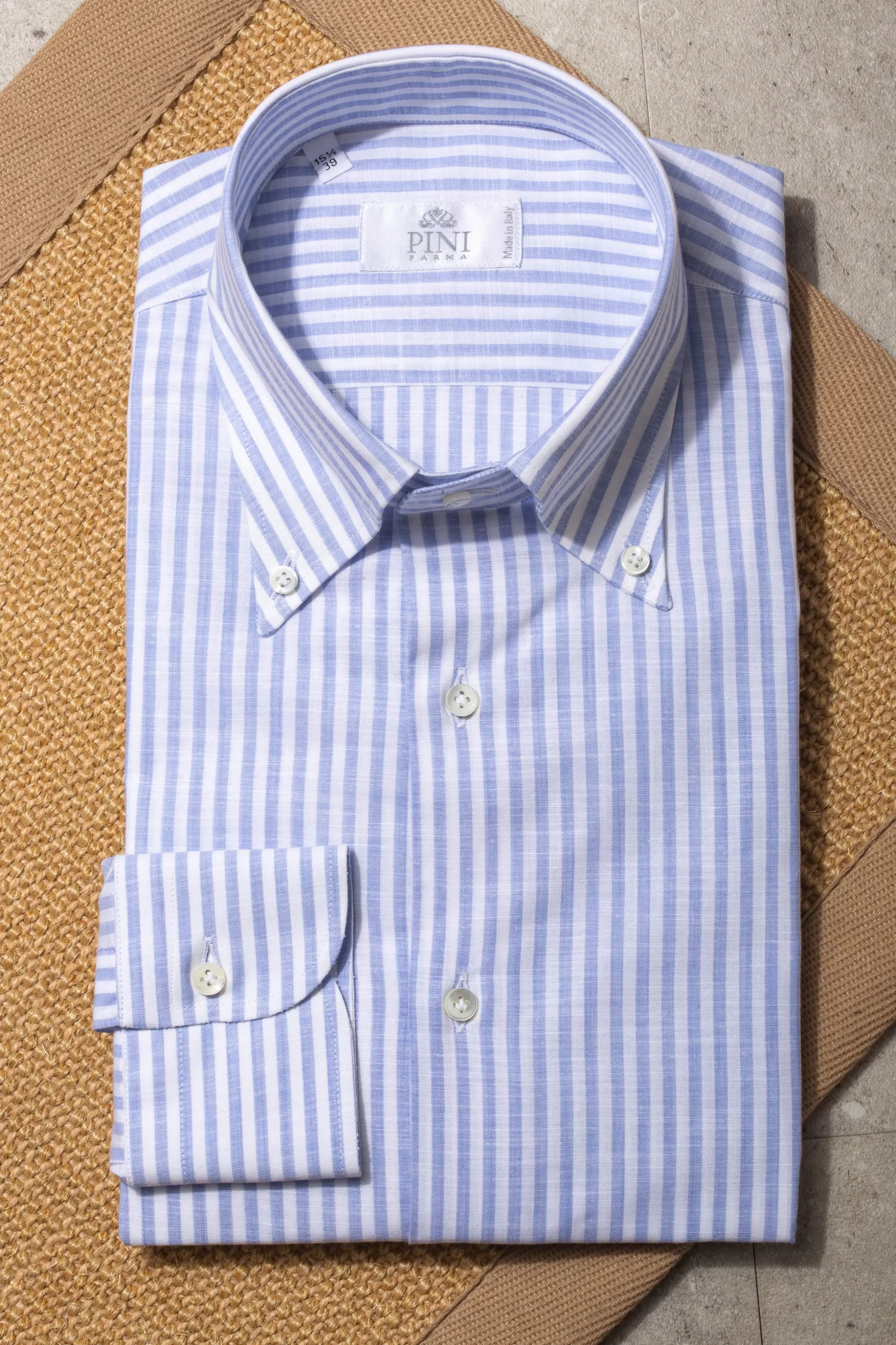 Pini Parma Sartoriale: Camicia Uomo con Righe Azzurro Chiaro e Bottoni - Fatto a Mano in Italia | Edizione Limitata