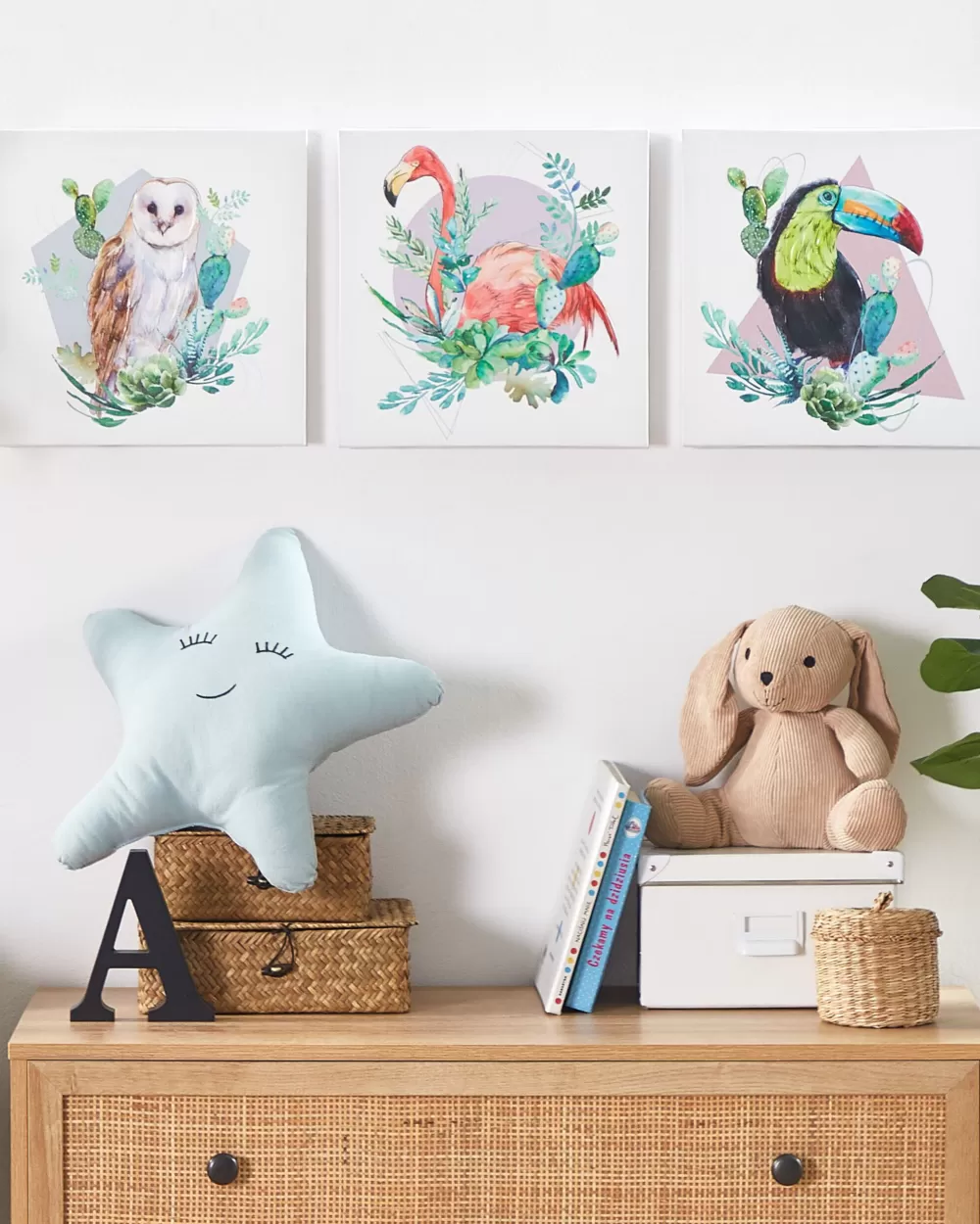 Set 3 Quadri Decorativi per Camera dei Bambini - Tela Artistica 30x30 cm, Design Moderno Multicolore - Collezione Menaka Beliani