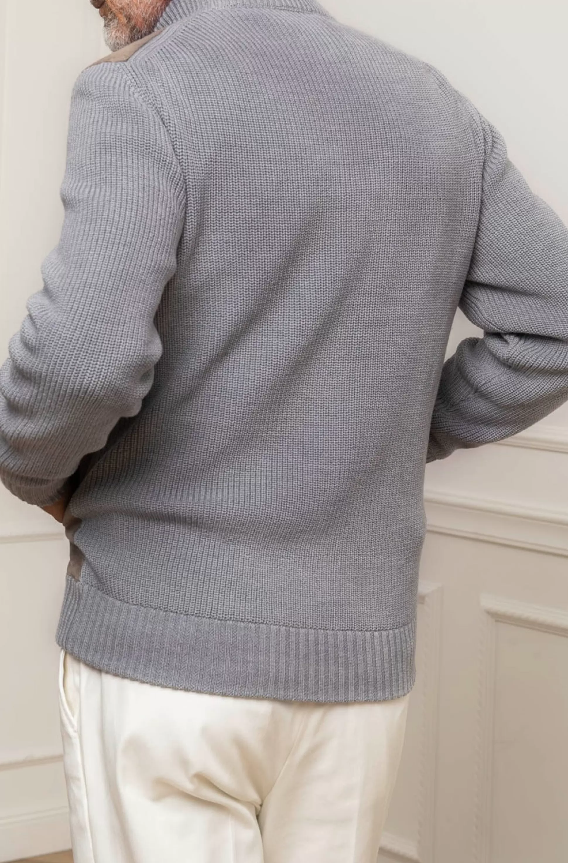 Cardigan Grigio e Taupe - Tessuto Premium in Alcantara con Lana - Prodotto Artigianalmente in Italia | Collezione Autunno Pini Parma