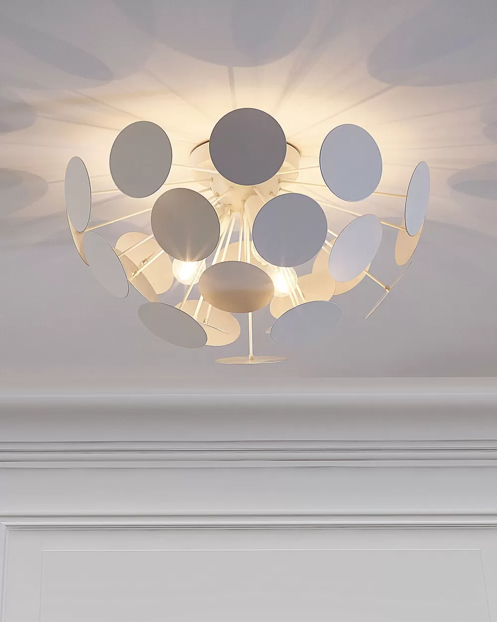 Lampadario moderno a 3 luci Beliani - Design Maritsa in metallo bianco opaco