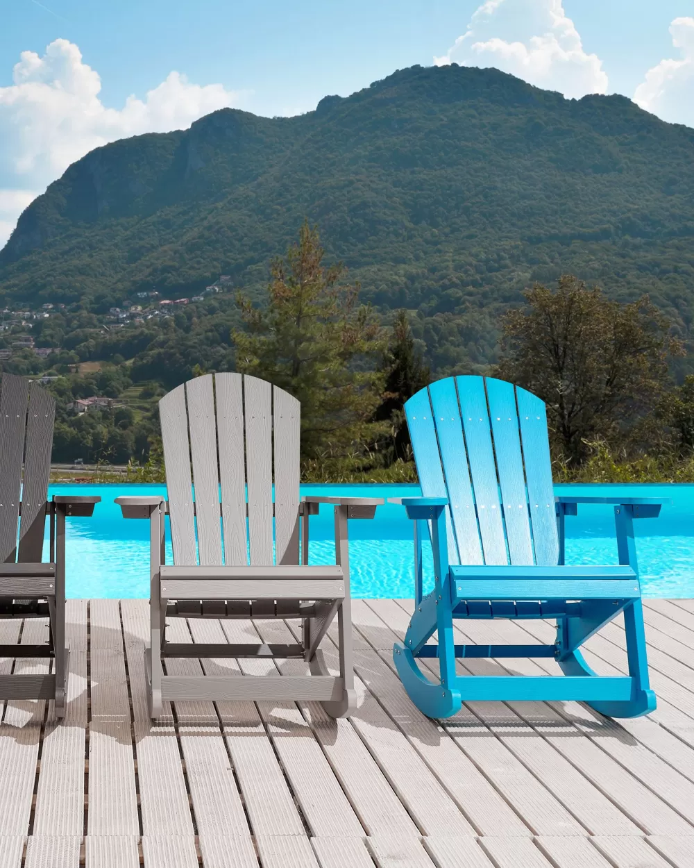 Beliani Sedia a Dondolo in Resina Sintetica Blu Scuro, Design Elegante Stile Adirondack per Esterni - Ideale per Giardino o Terrazza con Cuscini Coordinati