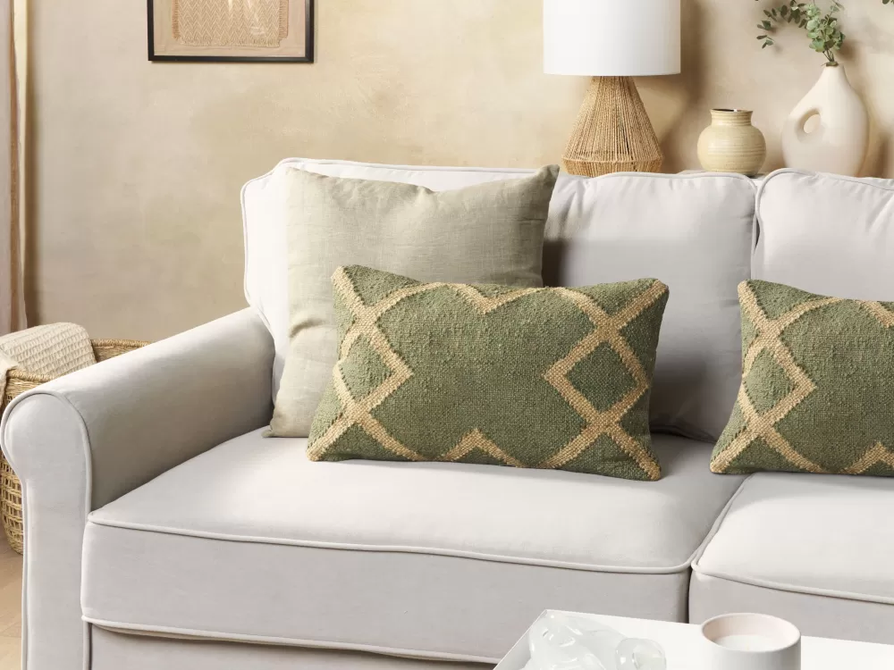 Cuscino Decorativo Beliani in Juta Verde Sabbia/Beige 30x50 cm - Set da 2 Pezzi Gopi per Divano Elegante con Rivestimento Naturale