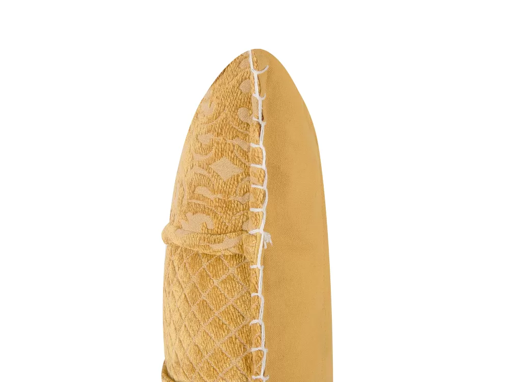 Cuscino decorativo Beliani in tessuto premium con motivo a rilievo - Formato quadrato 45x45 cm, tonalità giallo sole - Ideale per arricchire divani e letti