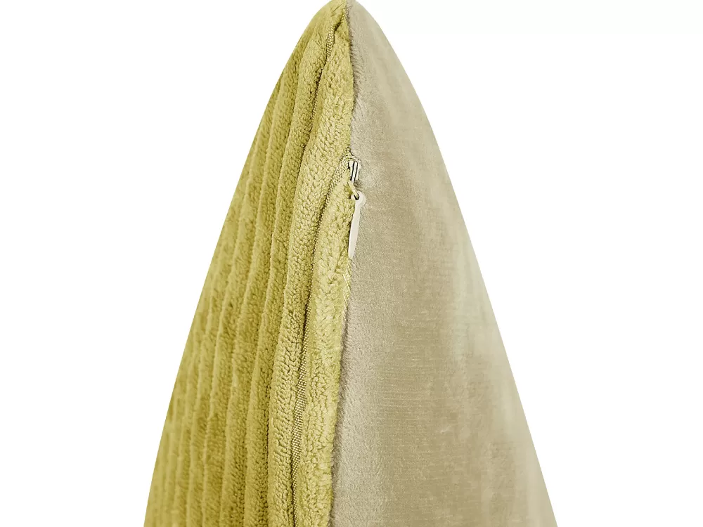 Cuscini Decorativi Beliani in Velluto Verde Oliva - Set da 2 Pezzi 47x27 cm con Riempimento Miglio