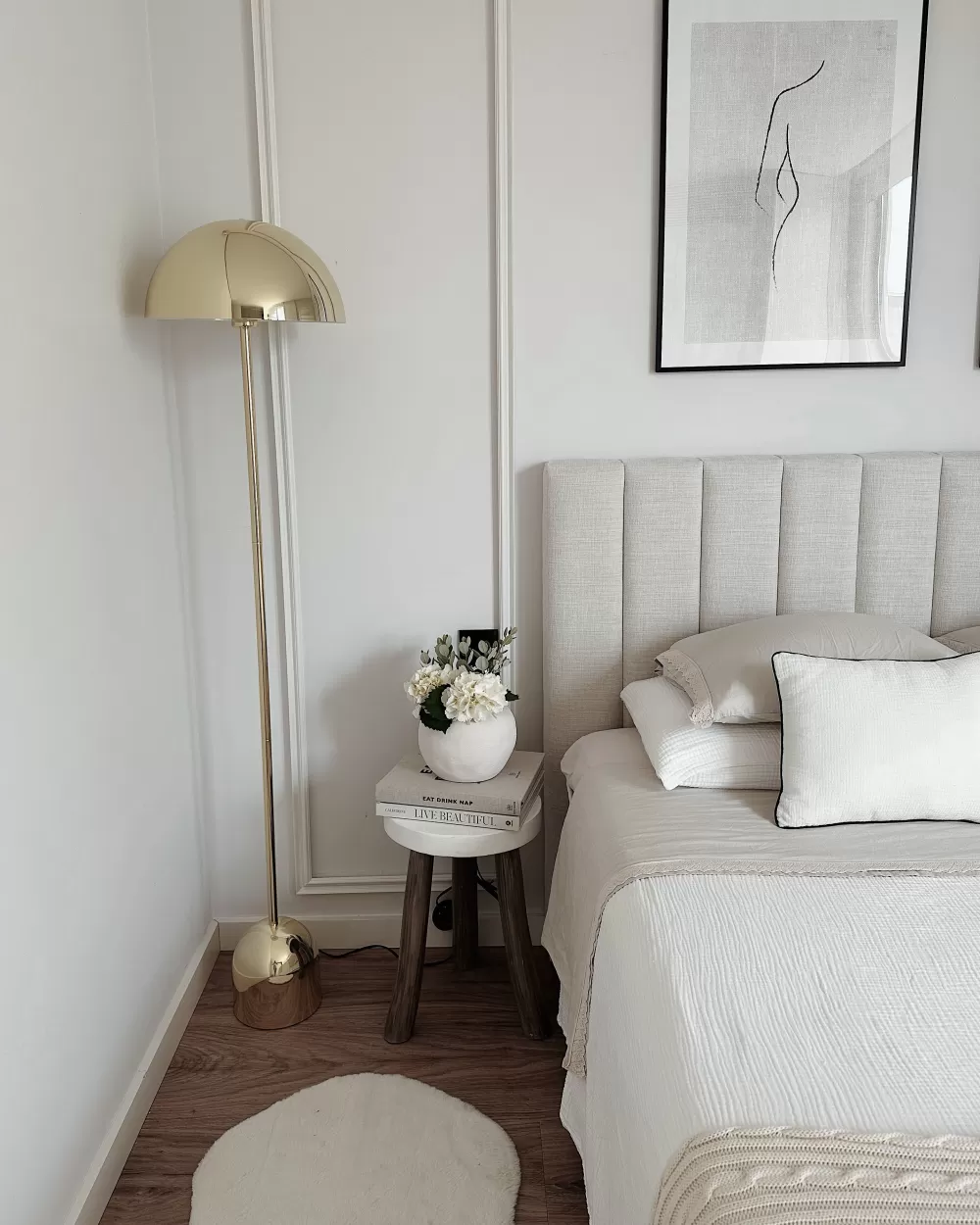 Lampada da Terra Beliani in Metallo Dorato con Base Macasia - Design Elegante per Interni Moderni