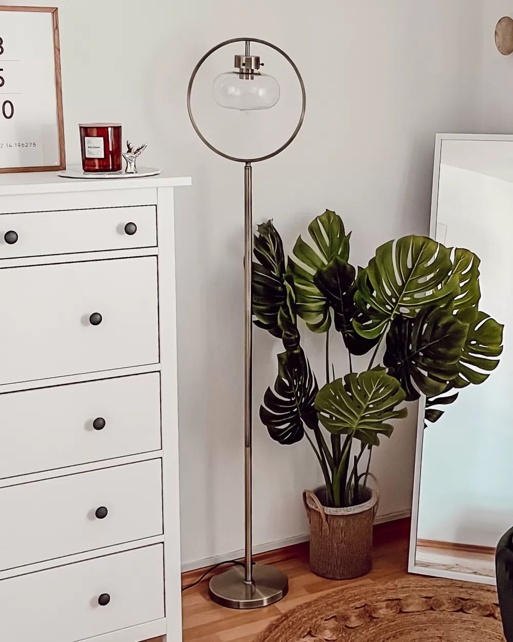 Lampada da Terra Elegante in Metallo Dorato Severn - Design Moderno Beliani a Prezzo Conveniente