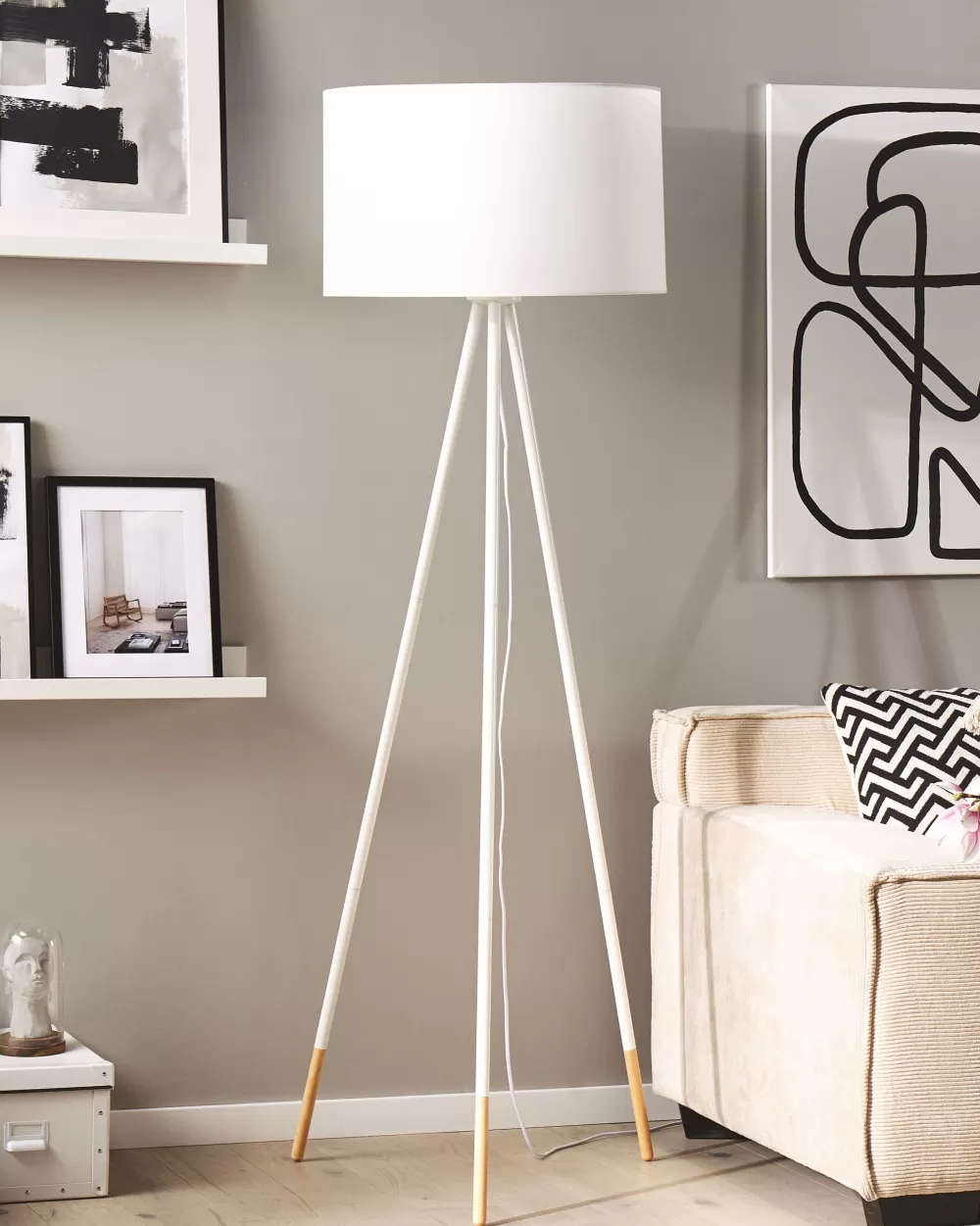 Lampada da Terra Moderna in Metallo Bianco Tobol - Design Scandinavo Beliani