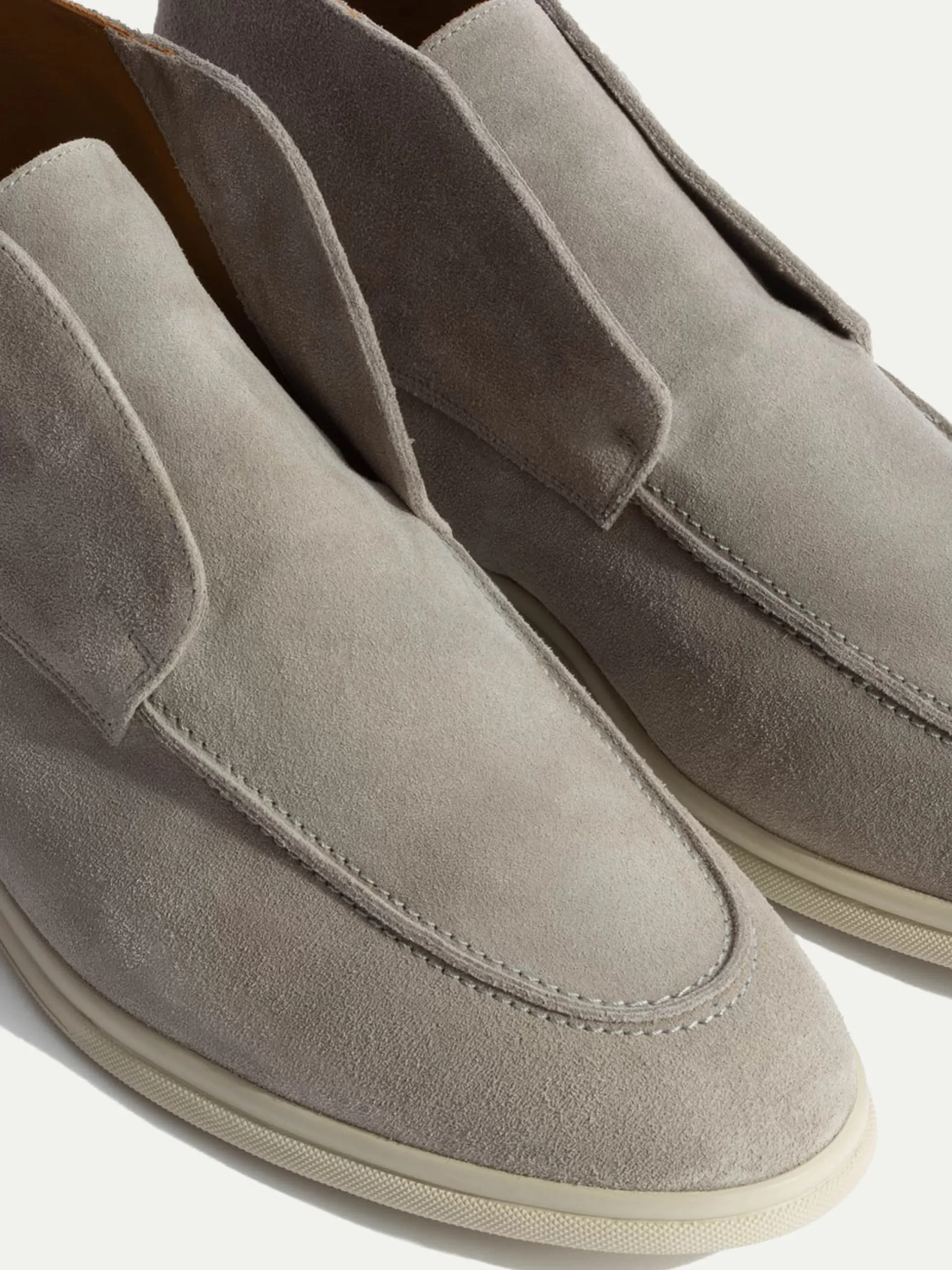 Stivaletti Polacchino in Grigio Perla - Calzatura Artigianale Prodotta in Italia | Collezione Autunno 2023 Pini Parma
