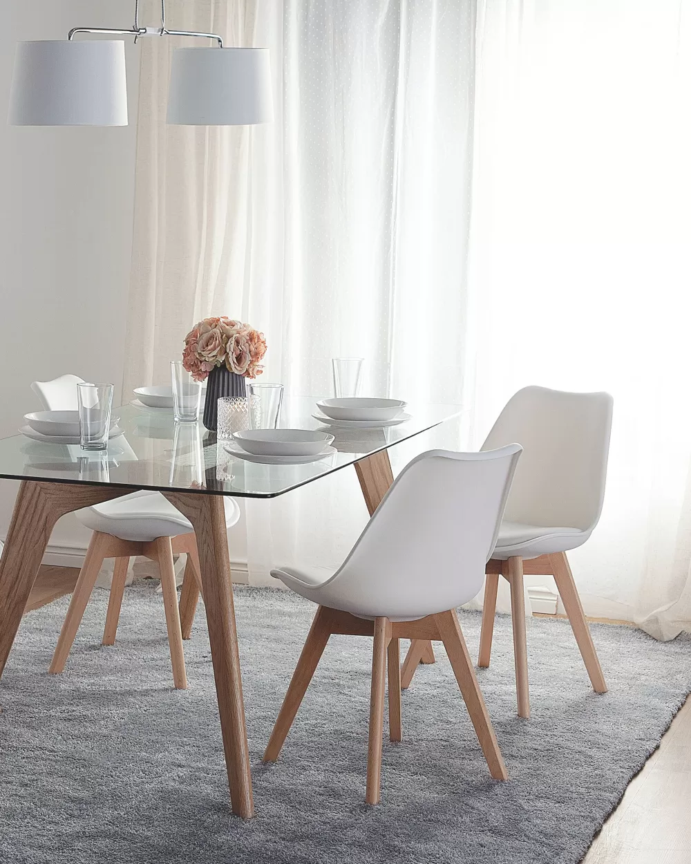 Beliani Tappeto Elegante in Grigio Chiaro, 160x230 cm - Demre Collection per Arredamento Moderno
