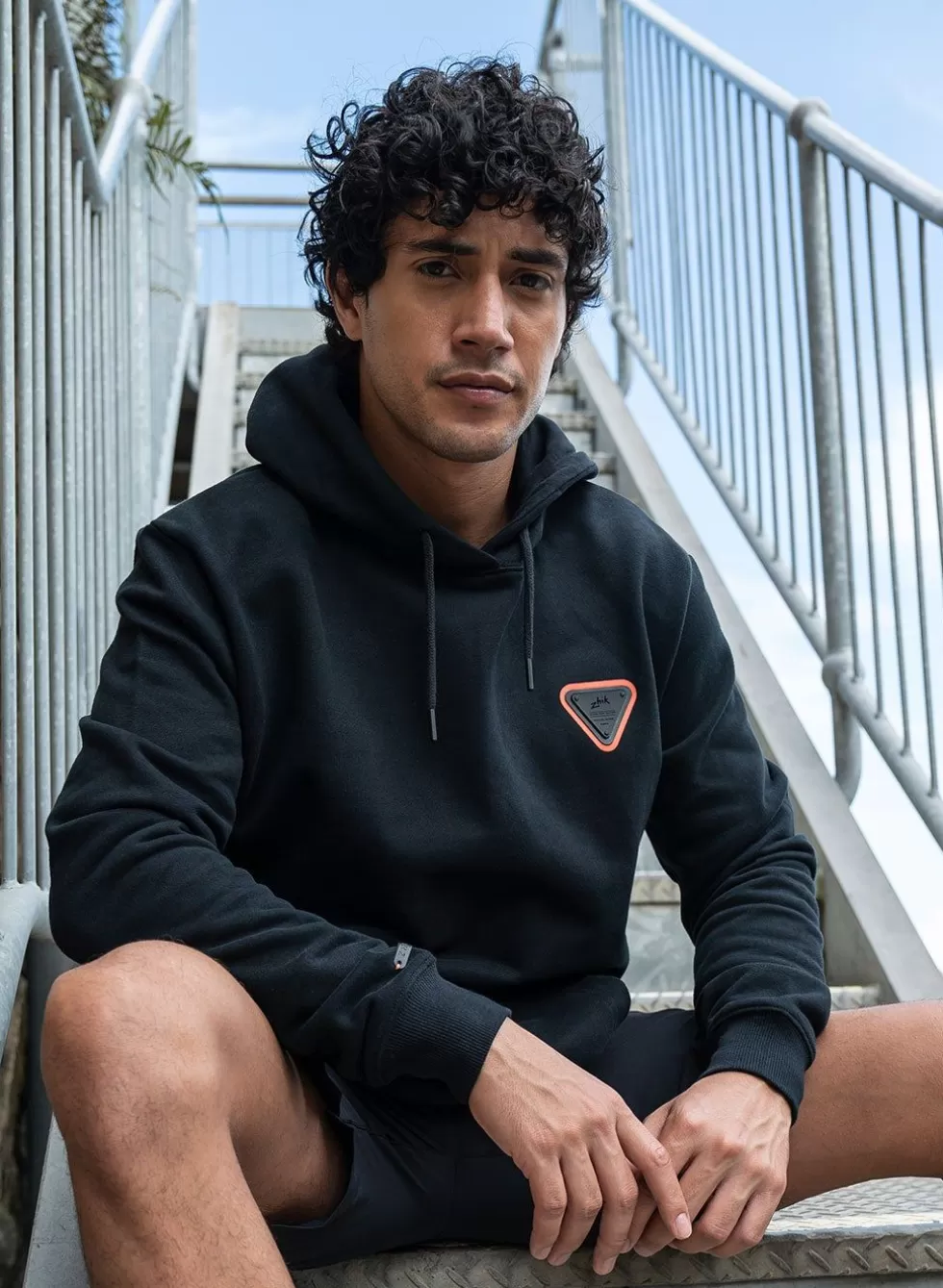 Felpa con Cappuccio Uomo in Cotone Organico - Cappotti Sportivi Casual con Tascone Kangaroo, Design Unisex per Outdoor e Stile Urbano, Comodità Senza Pari per Tutto il Giorno