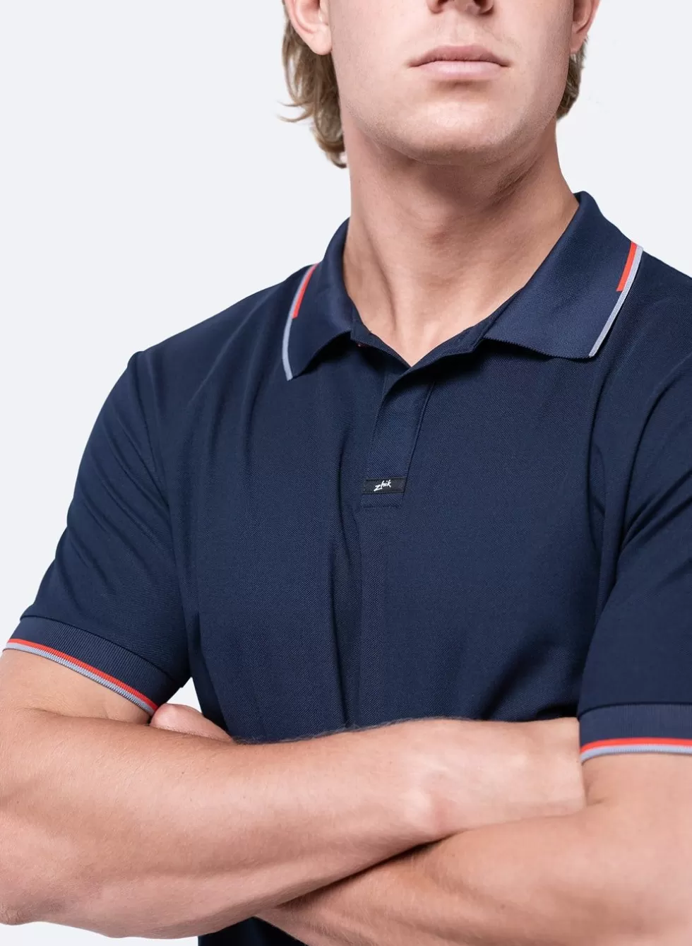 Polo Elite Uomo in Blu Marino – Maglia Sportiva con Protezione Solare e Tessuto Tecnologico (Edizione Limitata)