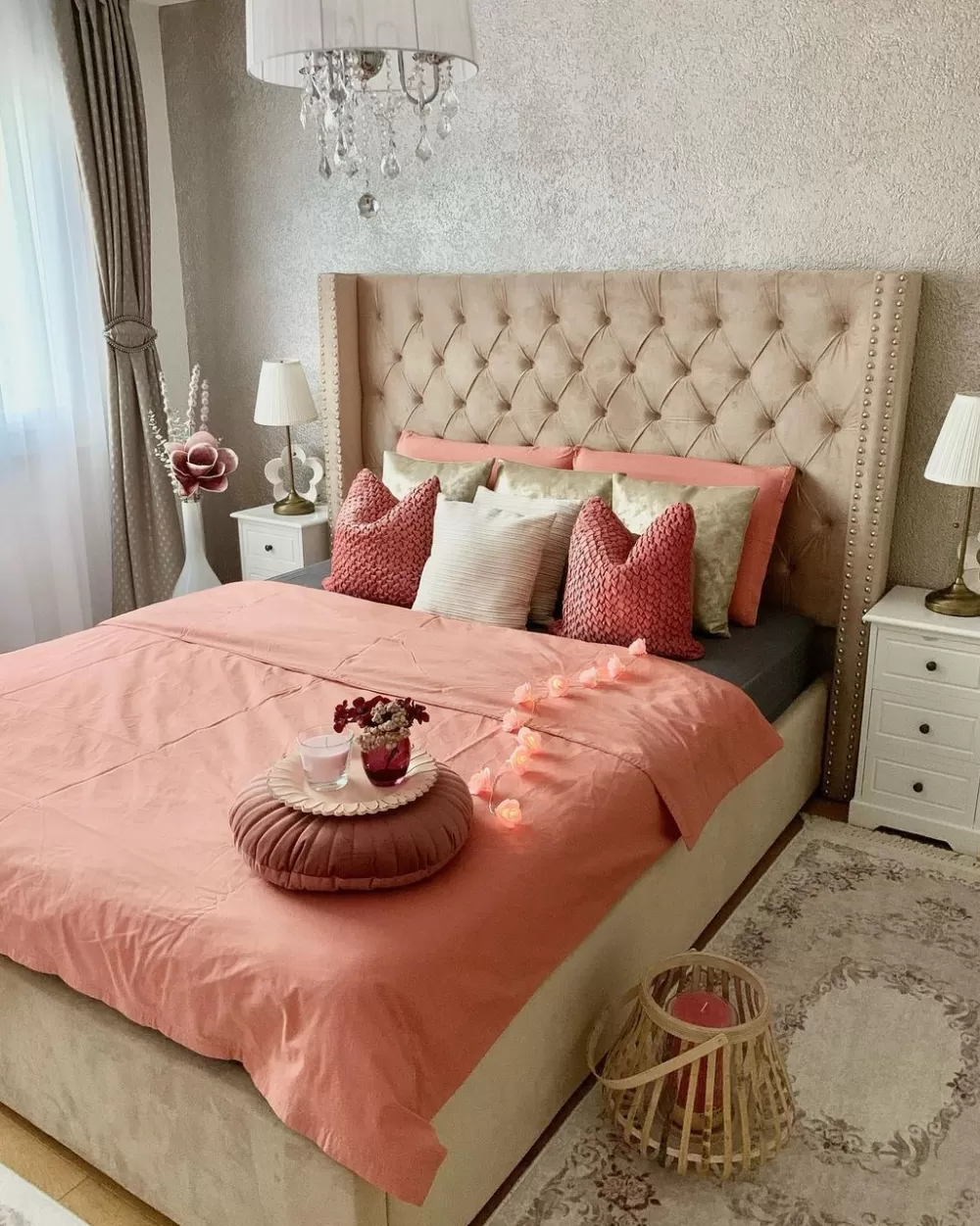 Beliani Parisanky: Copriletto in Velluto Beige Misura King 180x200 cm - Linea Lubbon