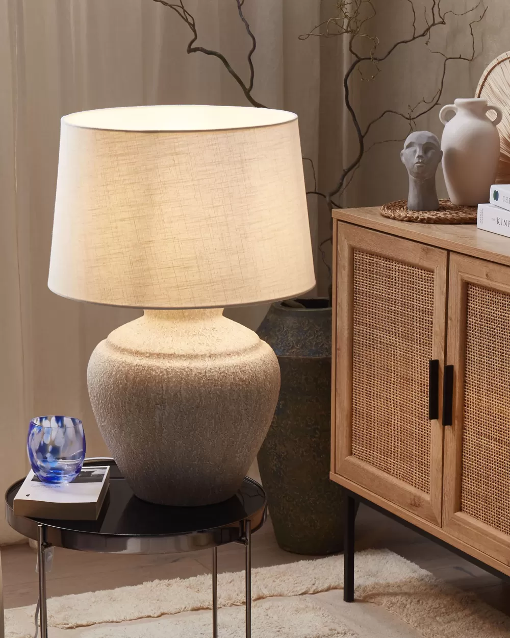 Lampada da Tavolo in Ceramica Bianco Crema - Design Moderno Beliani Modello Caine