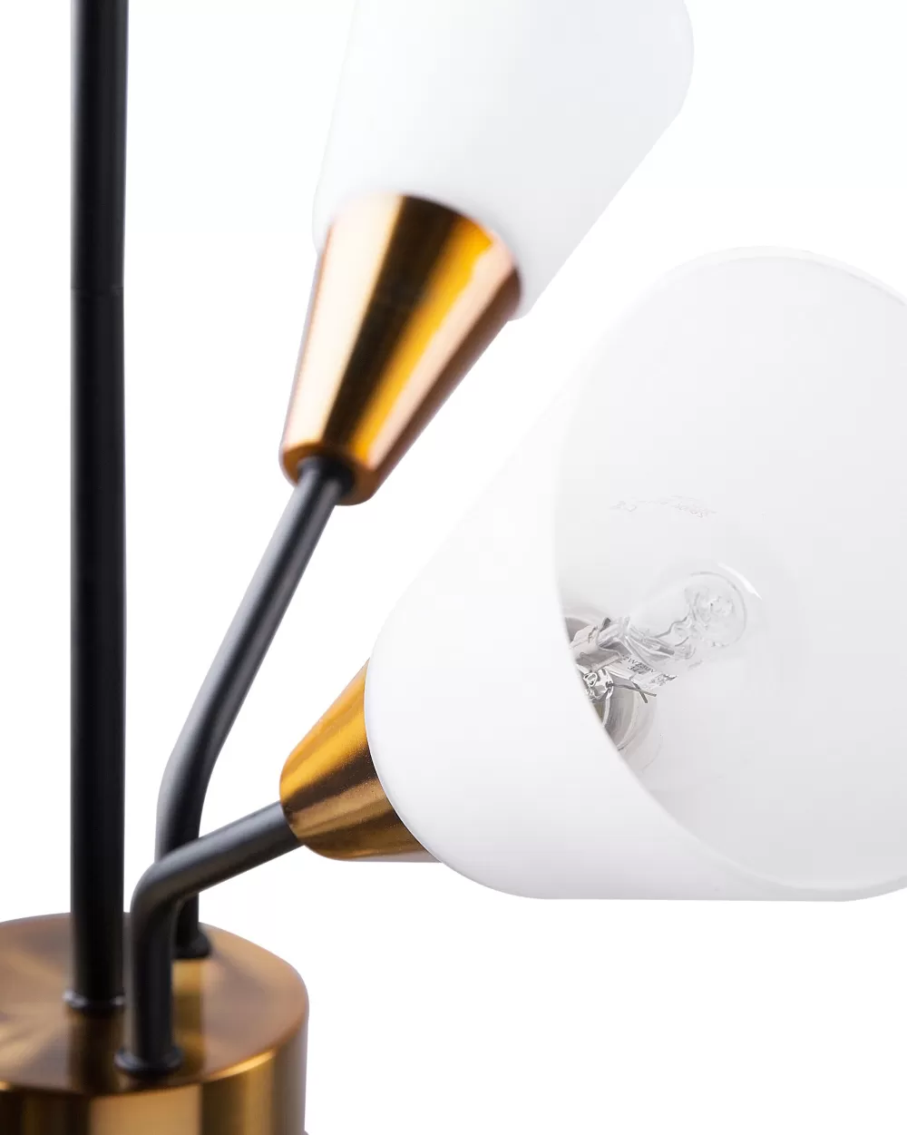 Lampadario Beliani Aroyo a 6 luci in metallo, finitura elegante bianco lucido e oro - Ideale per arredamento moderno
