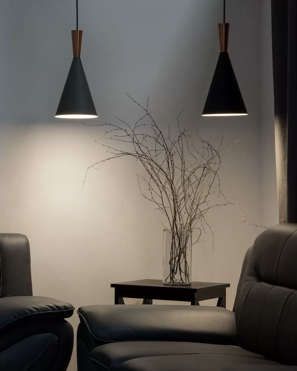 Lampada a Sospensione Beliani Tagus in Alluminio - Finitura Grigio Antracite con Dettagli Rame - Design Moderno per Interni - Disponibile Online