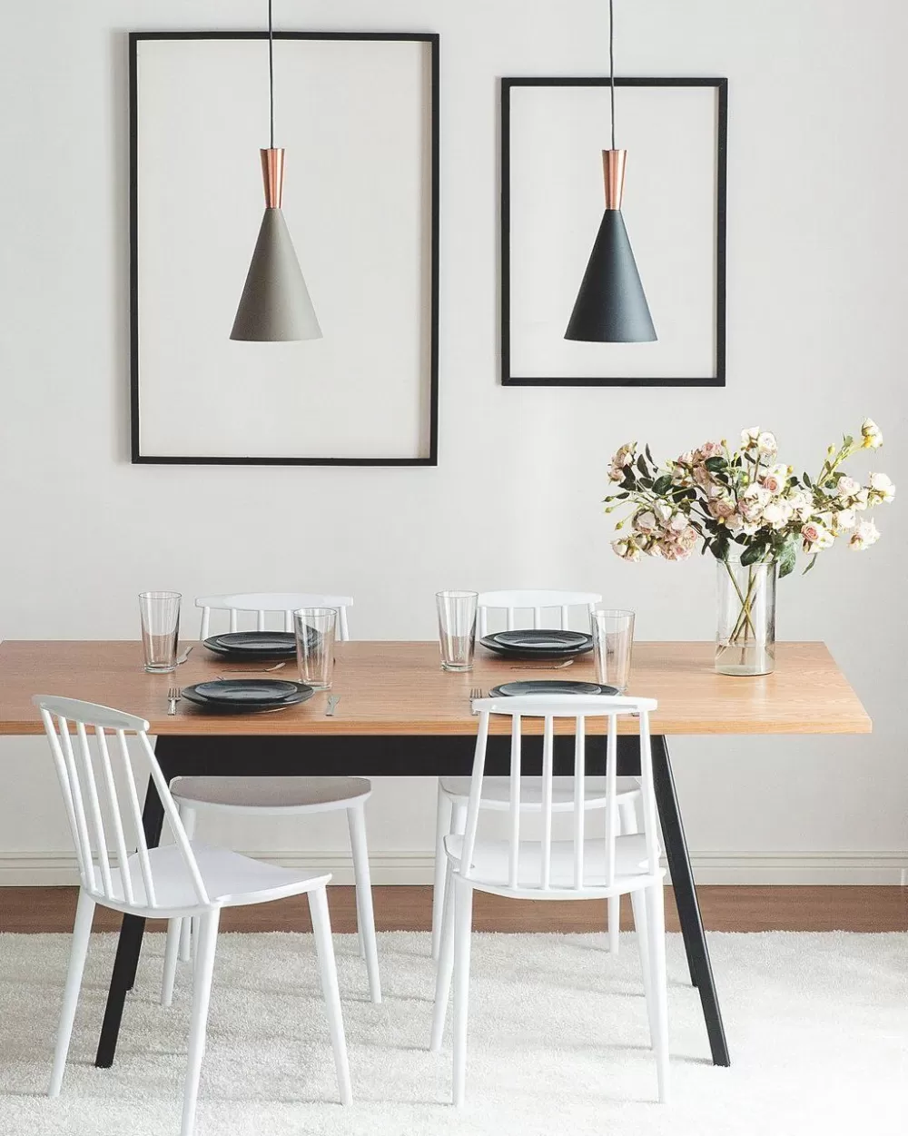 Lampada a Sospensione Beliani in Alluminio - Design Moderno con Finiture Rame e Nero, Collezione Tagus