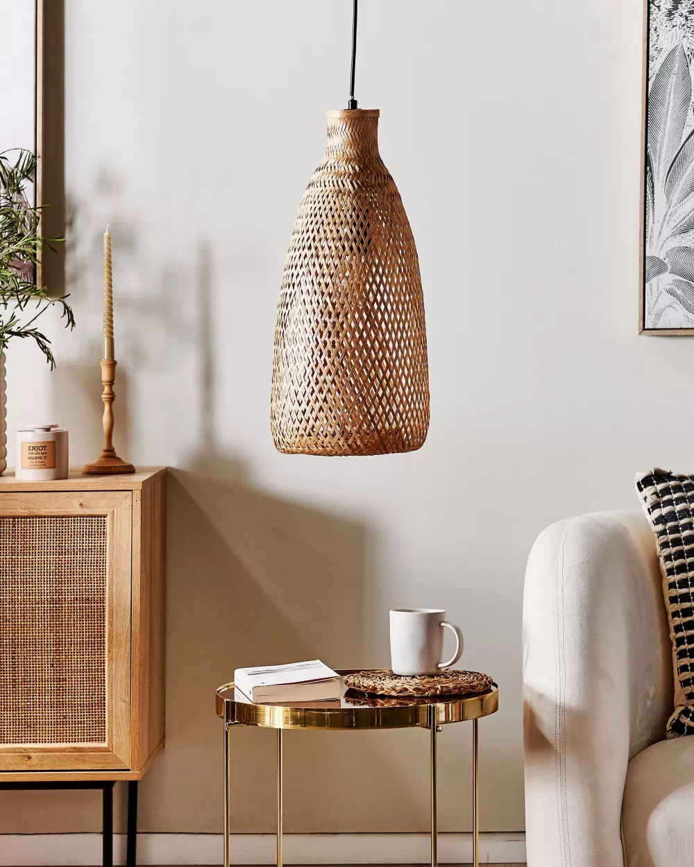 Lampada a Sospensione Moderna in Bambù Naturale e Legno Chiaro Beliani Lwela - Design Elegante per Ambienti Accoglienti