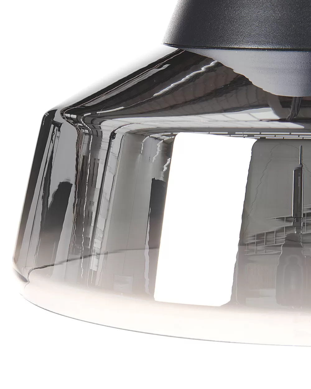 Lampadario Beliani Talparo Sospeso in Vetro con Finiture Bicolore - Nero Lucido e Argento Opaco per Interni Moderni