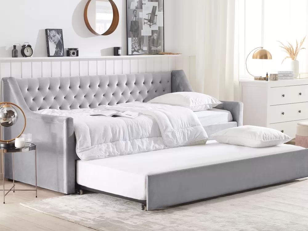Beliani Divano Letto Convertibile in Velluto Grigio Chiaro con Letto Aggiuntivo, 90x200 cm - Design Accogliente Montargis per Camera dei Bambini