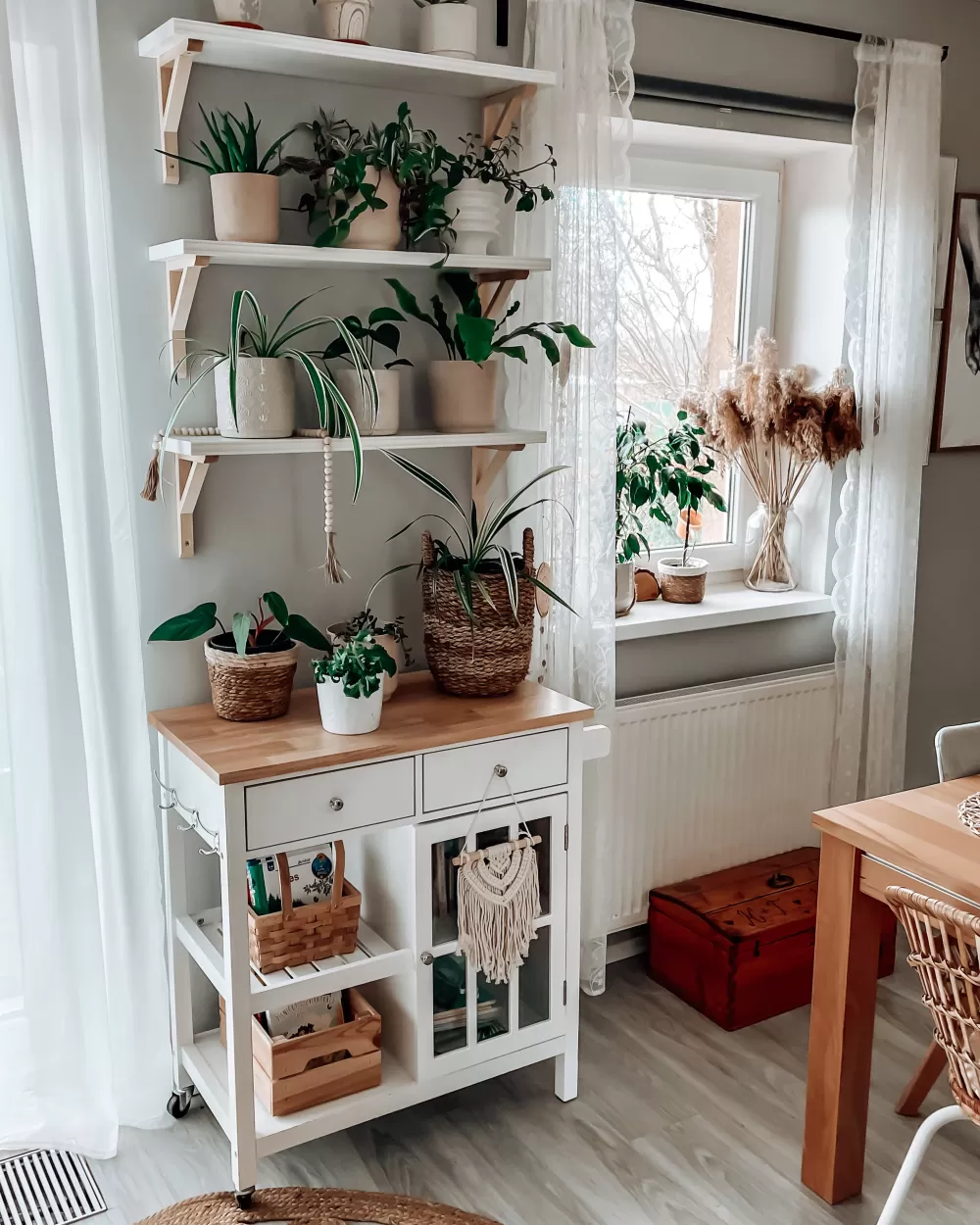Beliani Mobile Contenitore Elegante con 2 Cassetti - Design in Legno Chiaro e Bianco Genova per Soggiorno/Cucina